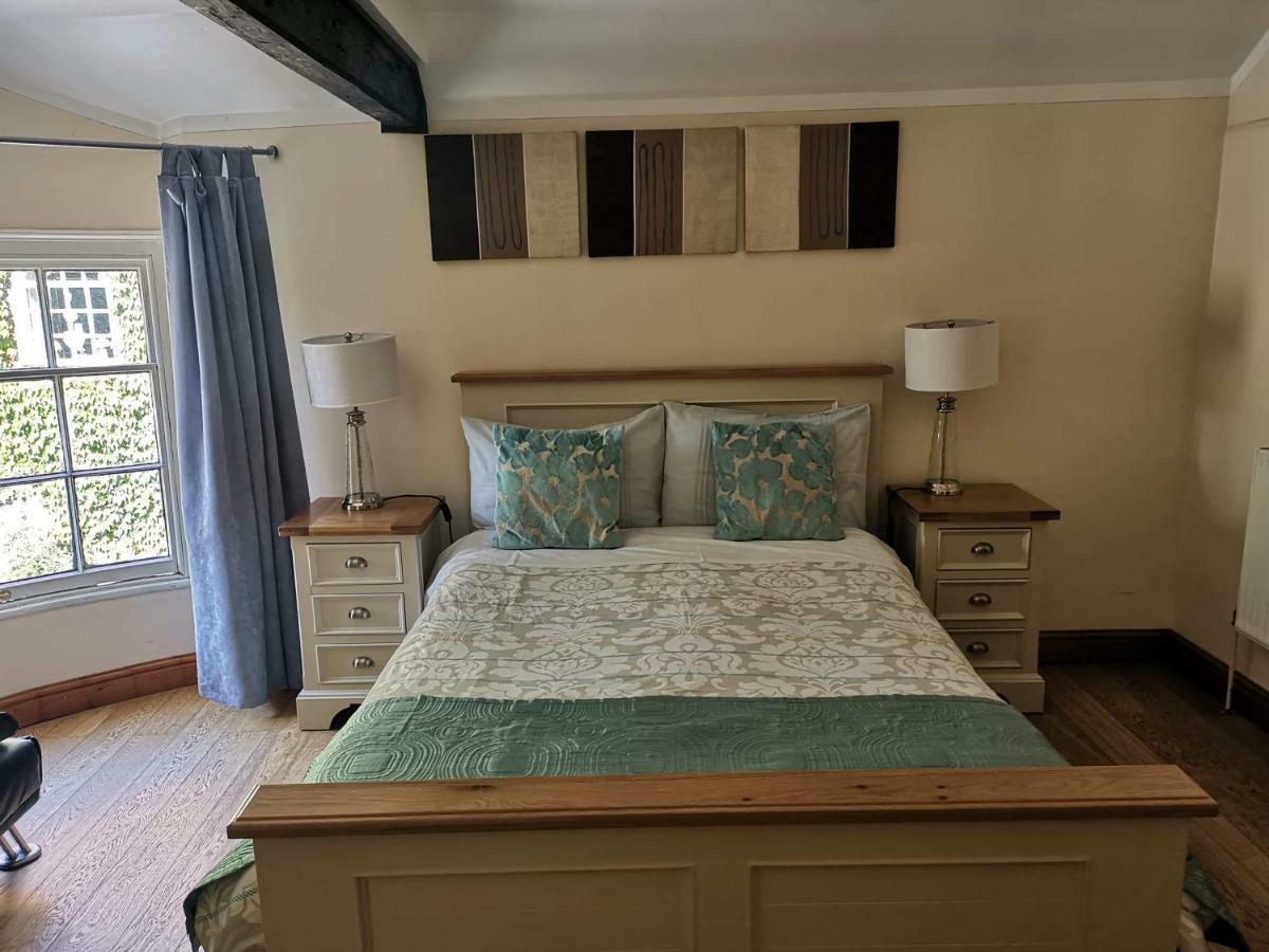 The Mill Bed And Breakfast Stone  Extérieur photo