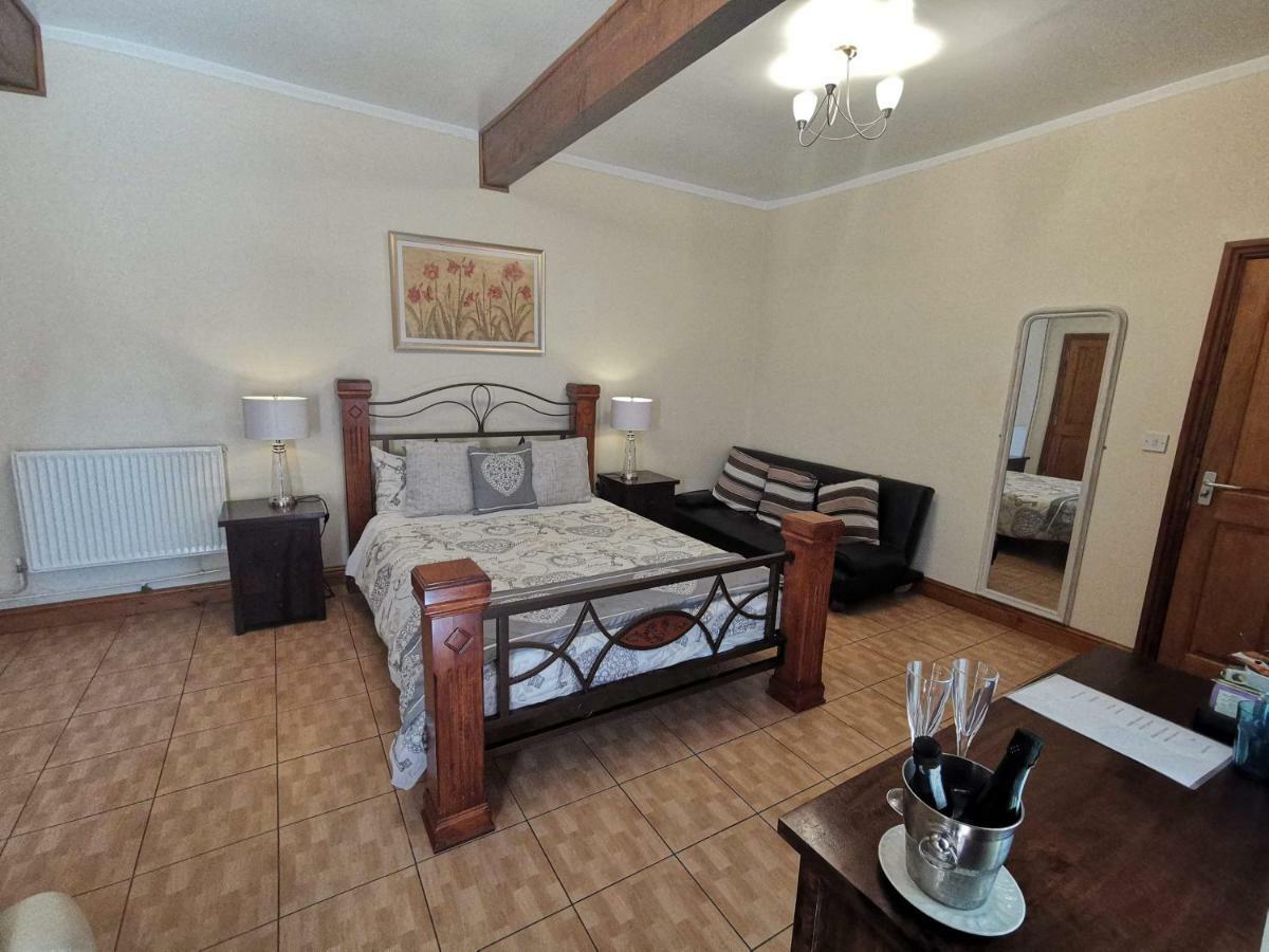 The Mill Bed And Breakfast Stone  Extérieur photo